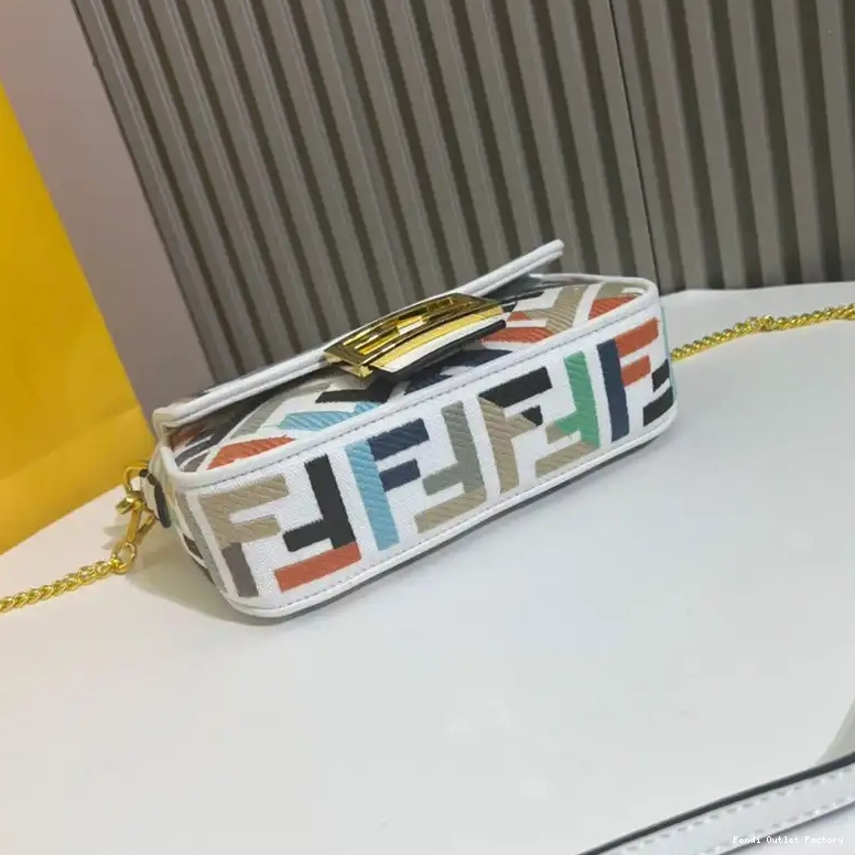 Vintage HOT In Baguette FF Motif Bag Canvas Fendi Multi Mini White 0512